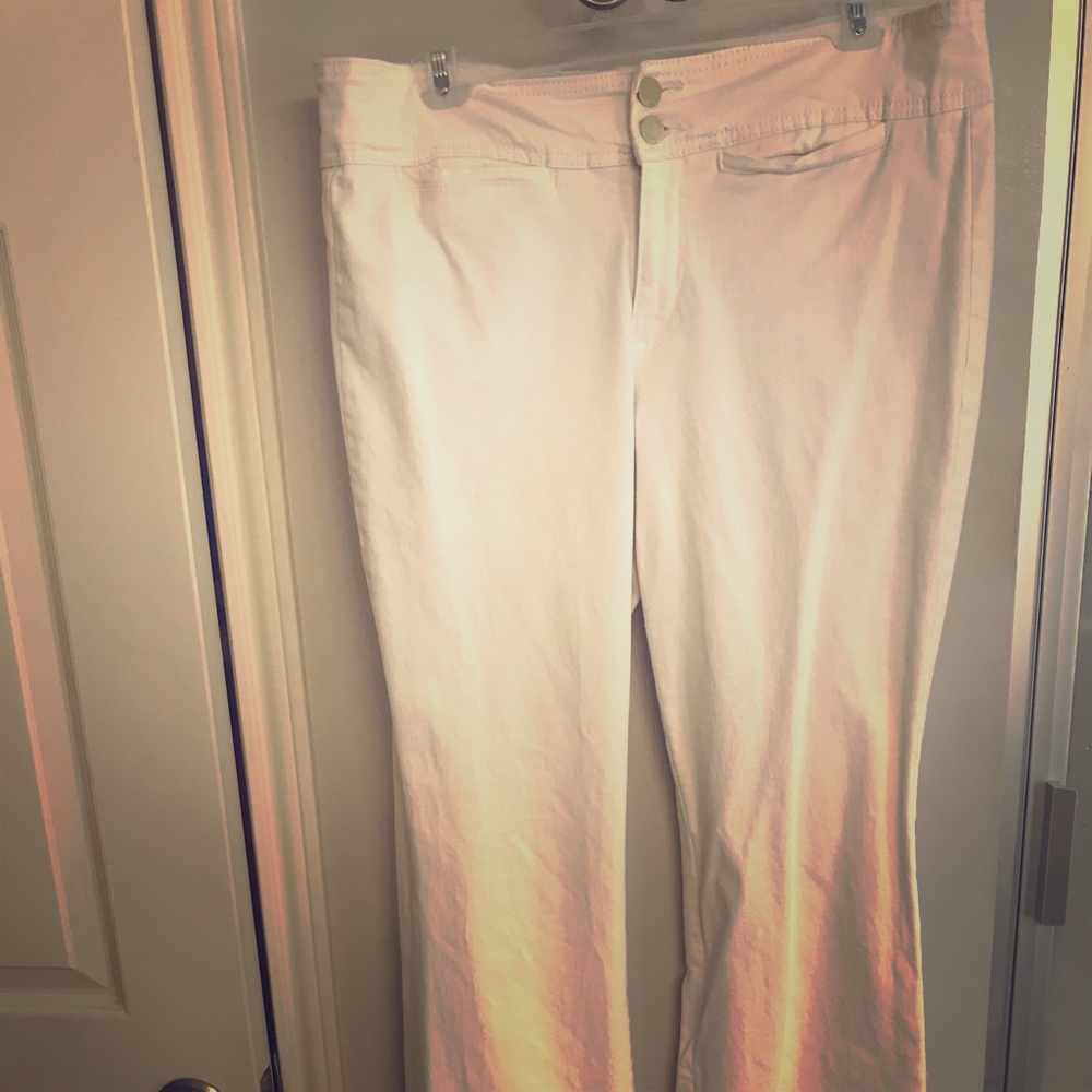 AK white flared dress pants